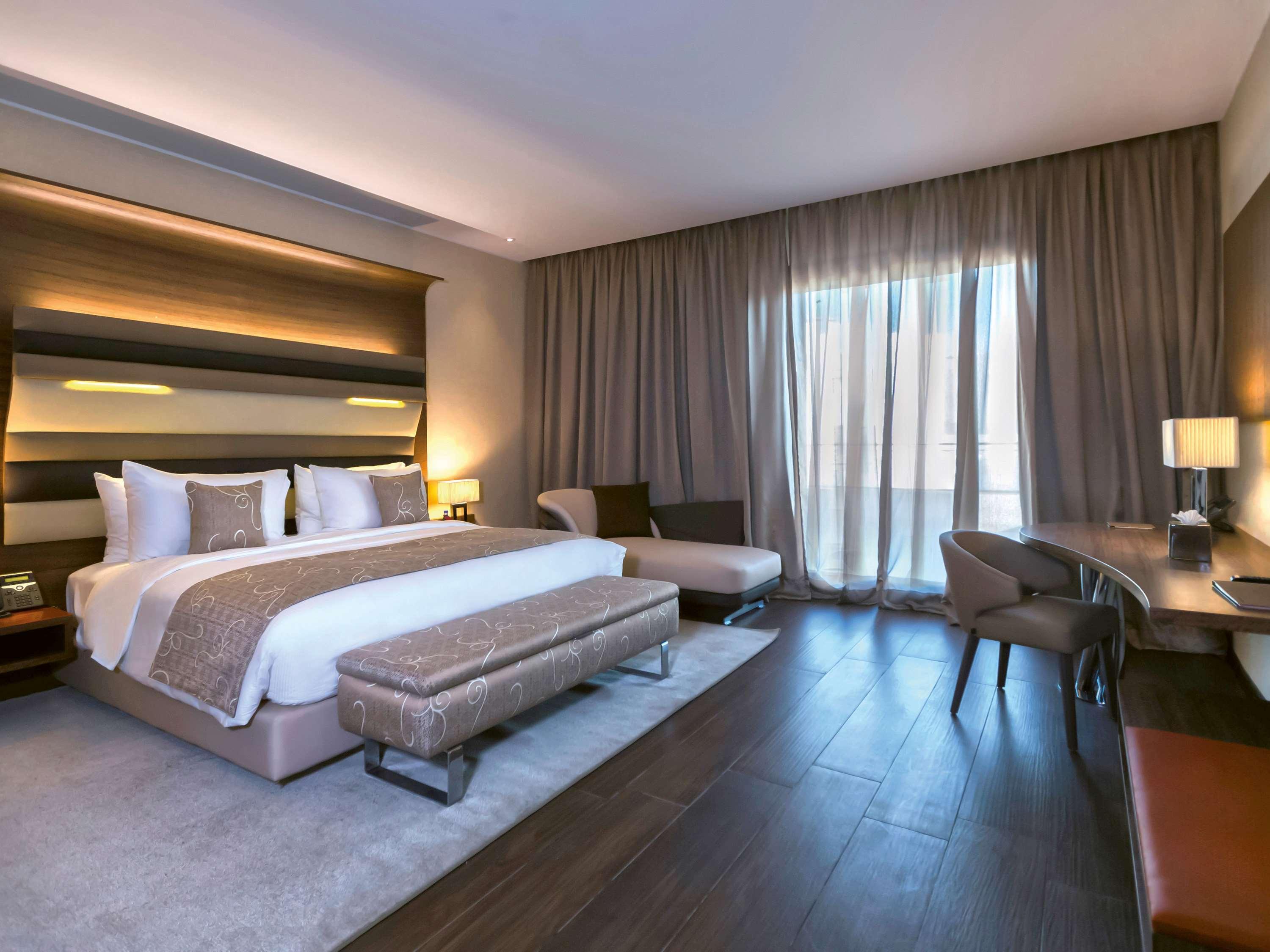 Moevenpick Hotel Du Lac Tunis Eksteriør billede Deluxe room